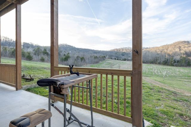 1565 Old Elkton Pike, Dellrose, TN 38453