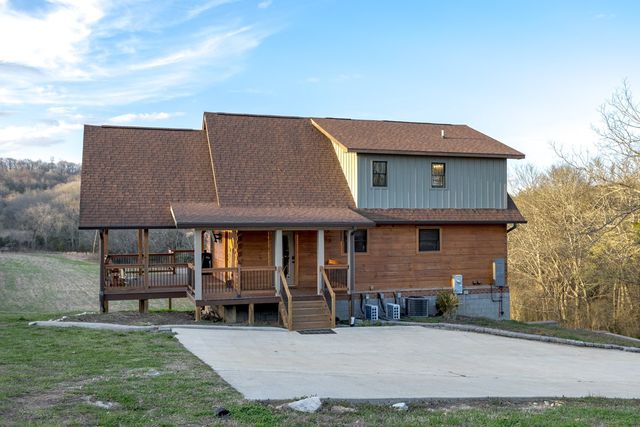 1565 Old Elkton Pike, Dellrose, TN 38453