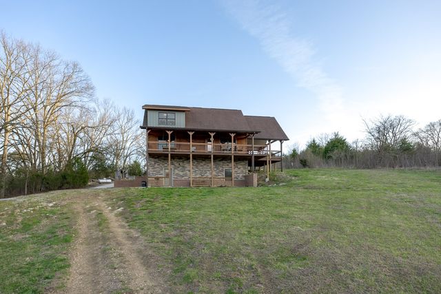 1565 Old Elkton Pike, Dellrose, TN 38453