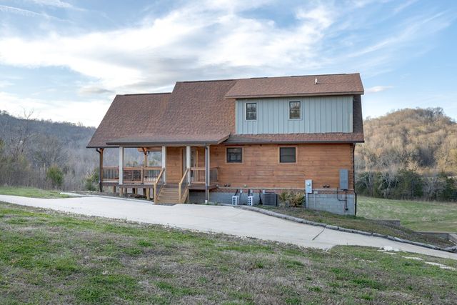 1565 Old Elkton Pike, Dellrose, TN 38453