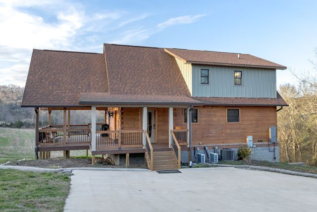 1565 Old Elkton Pike, Dellrose, TN 38453