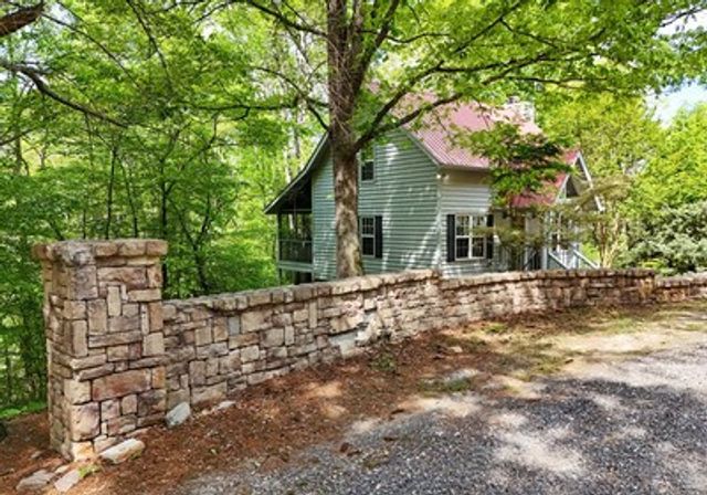 4 Highland, Blairsville, GA 30512