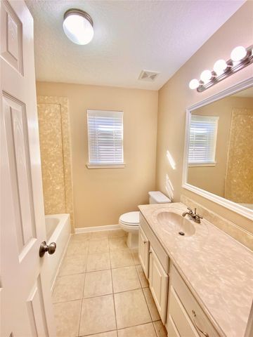 19906 S Plantation Estates Drive, Porter, TX 77365