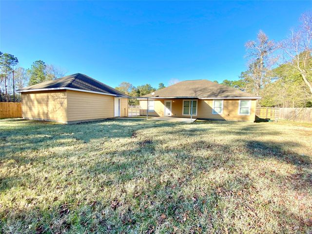 19906 S Plantation Estates Drive, Porter, TX 77365