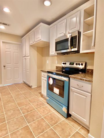 19906 S Plantation Estates Drive, Porter, TX 77365