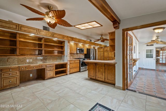 5101 E 9th Street, Tucson, AZ 85711