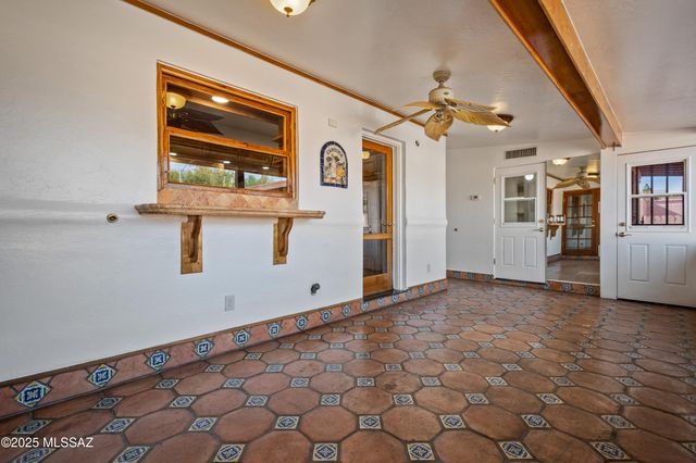 5101 E 9th Street, Tucson, AZ 85711