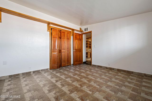 5101 E 9th Street, Tucson, AZ 85711