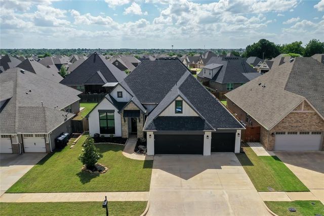18801 Hidden Hill Terrace, Edmond, OK 73012