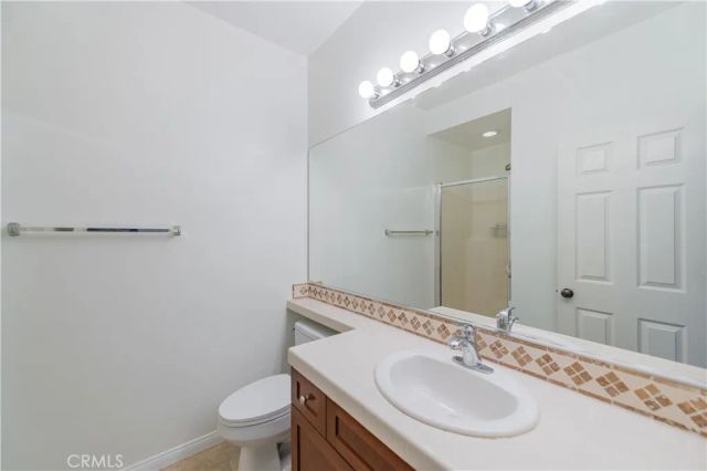 235 Dewdrop, Irvine, CA 92603