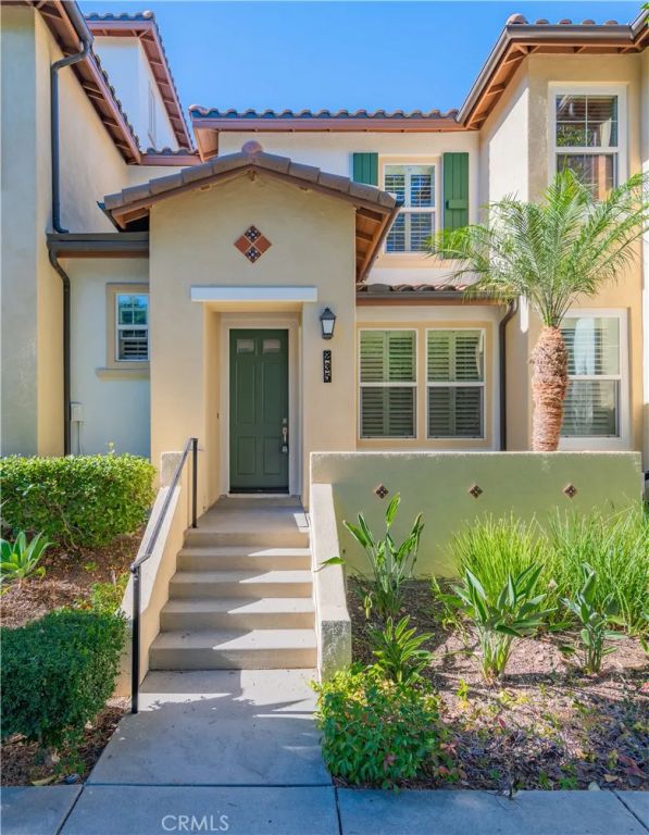 235 Dewdrop, Irvine, CA 92603
