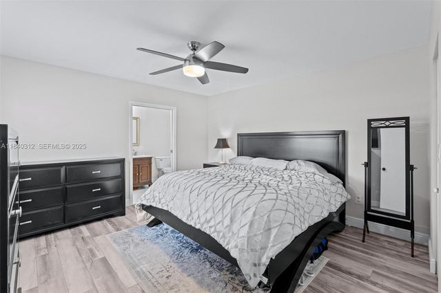 535 Radford Terrace, Davie, FL 33325