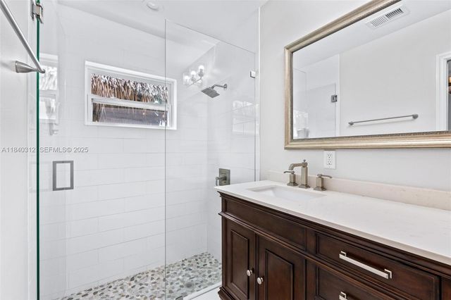 535 Radford Terrace, Davie, FL 33325