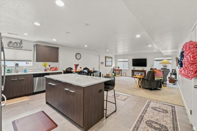 273 W 400 S, Lehi, UT 84043