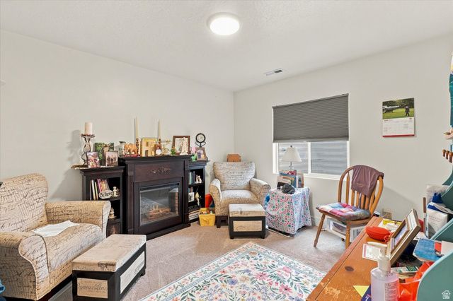 273 W 400 S, Lehi, UT 84043