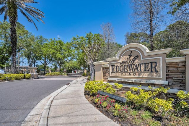 8015 SAVANNAH SUNSET LANE, Tampa, FL 33615