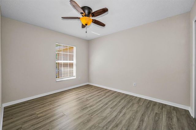 8015 SAVANNAH SUNSET LANE, Tampa, FL 33615