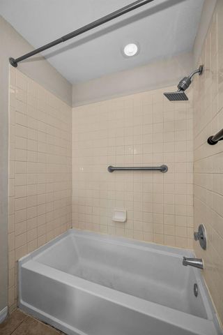 8015 SAVANNAH SUNSET LANE, Tampa, FL 33615