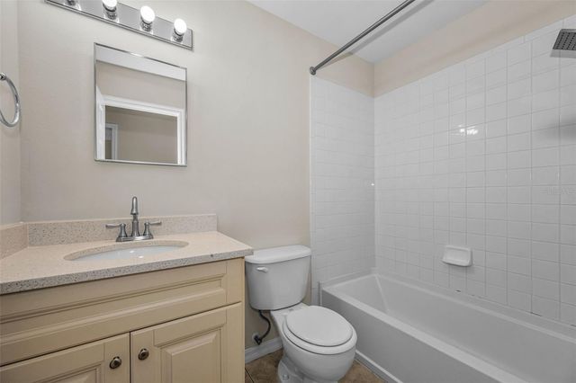 8015 SAVANNAH SUNSET LANE, Tampa, FL 33615