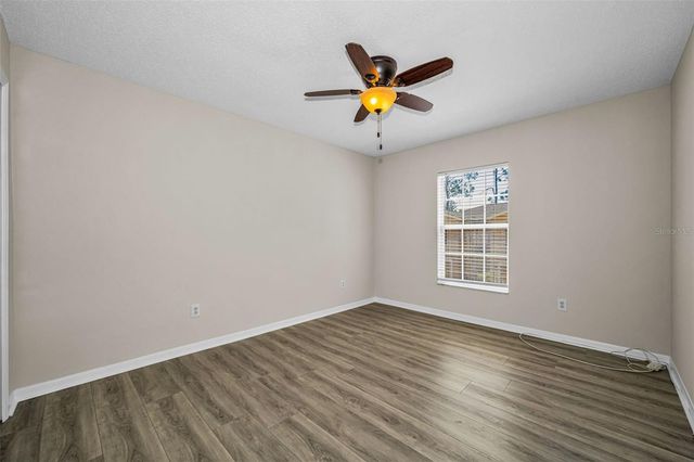 8015 SAVANNAH SUNSET LANE, Tampa, FL 33615