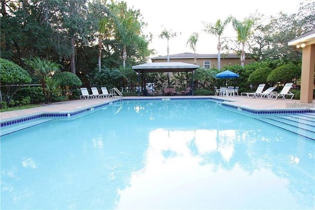 8015 SAVANNAH SUNSET LANE, Tampa, FL 33615