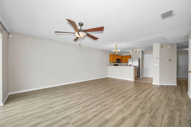 8015 SAVANNAH SUNSET LANE, Tampa, FL 33615