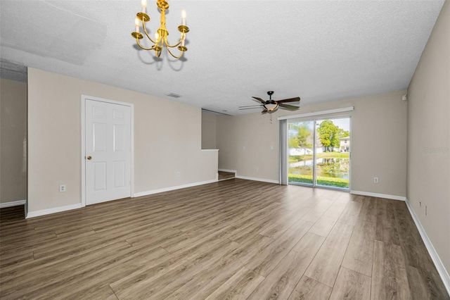 8015 SAVANNAH SUNSET LANE, Tampa, FL 33615