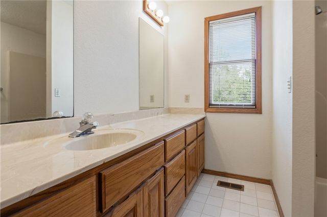 33 Farnham Drive, Bella Vista, AR 72714