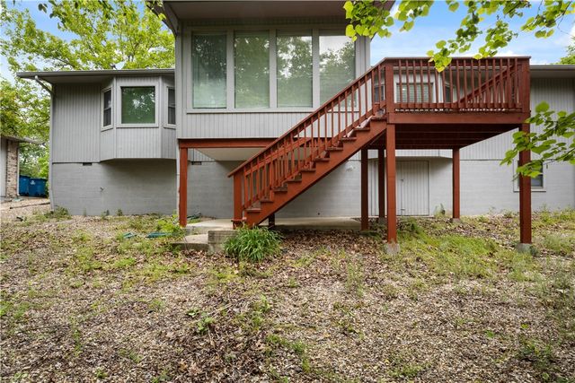 33 Farnham Drive, Bella Vista, AR 72714