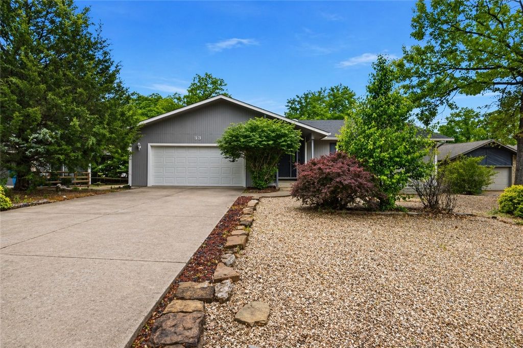 33 Farnham Drive, Bella Vista, AR 72714