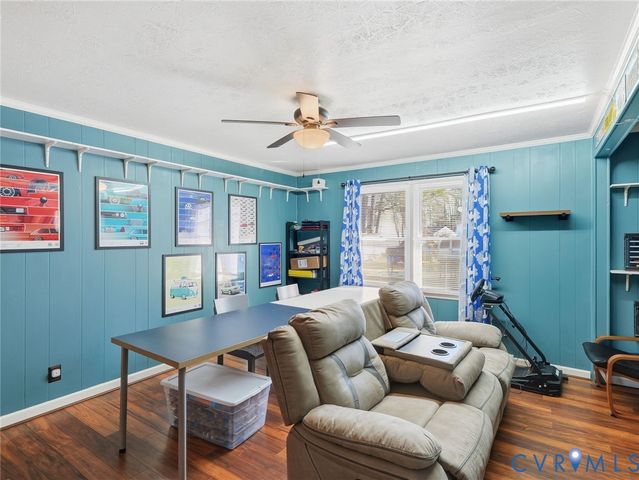 107 S Colonial Dr, Hopewell, VA 23860