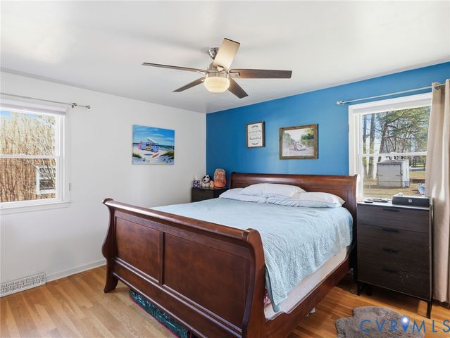 107 S Colonial Dr, Hopewell, VA 23860