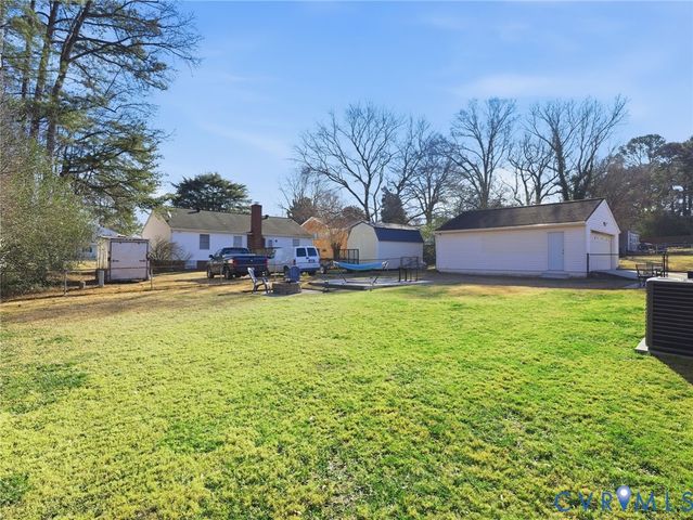 107 S Colonial Dr, Hopewell, VA 23860