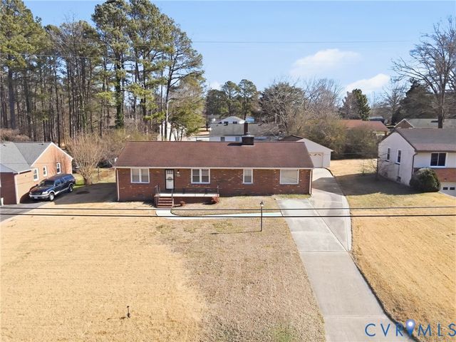 107 S Colonial Dr, Hopewell, VA 23860