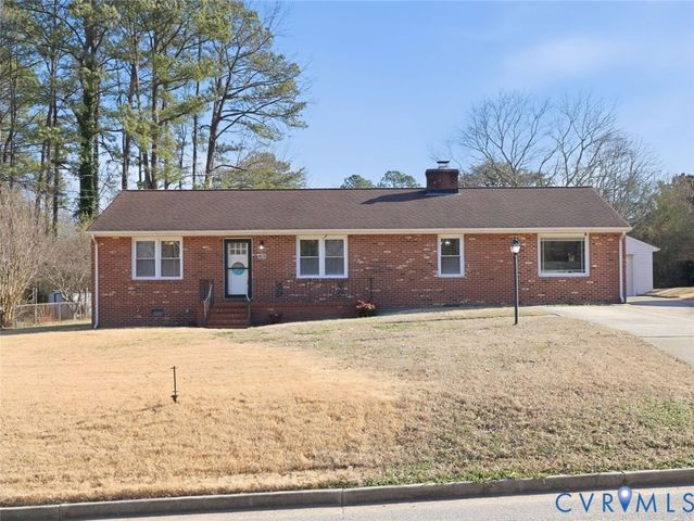 107 S Colonial Dr, Hopewell, VA 23860