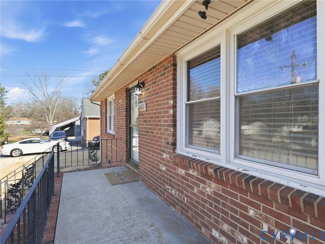 107 S Colonial Dr, Hopewell, VA 23860