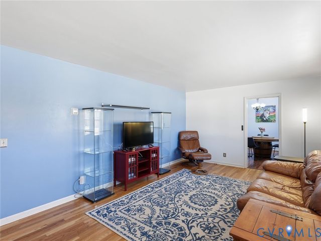 107 S Colonial Dr, Hopewell, VA 23860