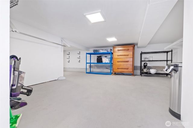 731 N 80th Street, Seattle, WA 98103