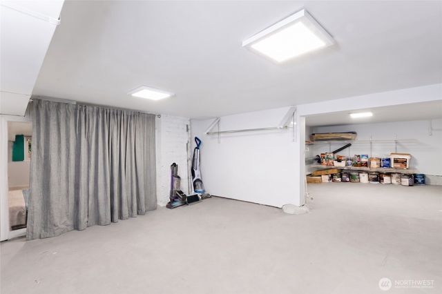 731 N 80th Street, Seattle, WA 98103