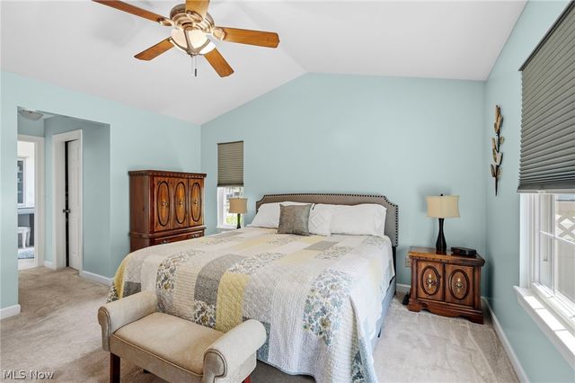 1584 Silver Oak Circle, Twinsburg, OH 44087