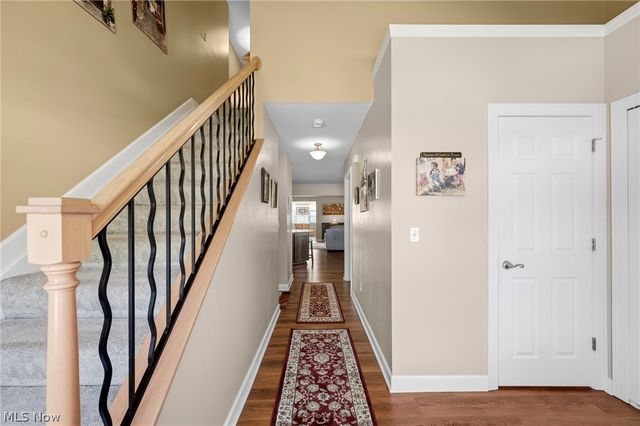 1584 Silver Oak Circle, Twinsburg, OH 44087