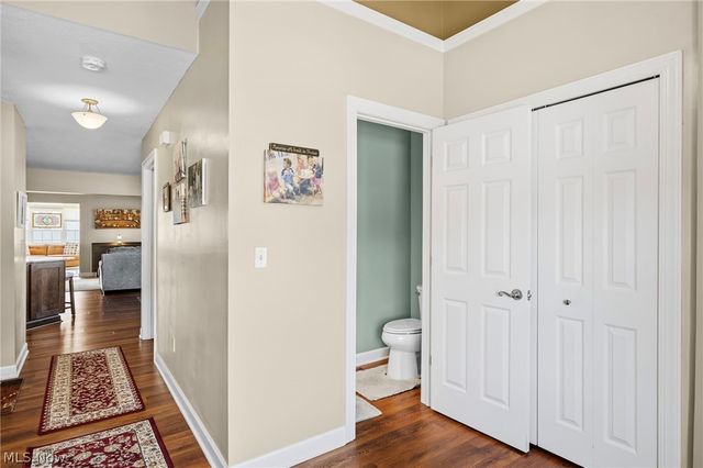 1584 Silver Oak Circle, Twinsburg, OH 44087