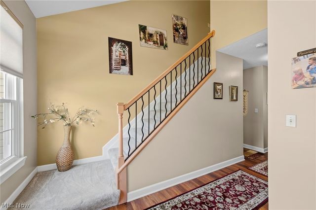 1584 Silver Oak Circle, Twinsburg, OH 44087
