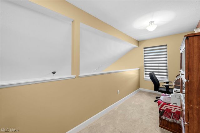 1584 Silver Oak Circle, Twinsburg, OH 44087