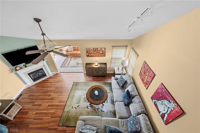 1584 Silver Oak Circle, Twinsburg, OH 44087