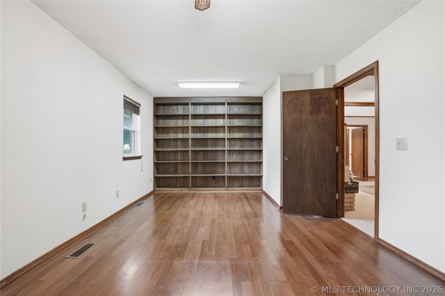 8944 E 116th Street S, Bixby, OK 74008