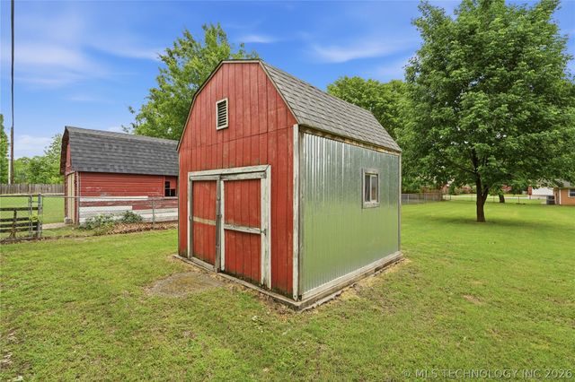 8944 E 116th Street S, Bixby, OK 74008