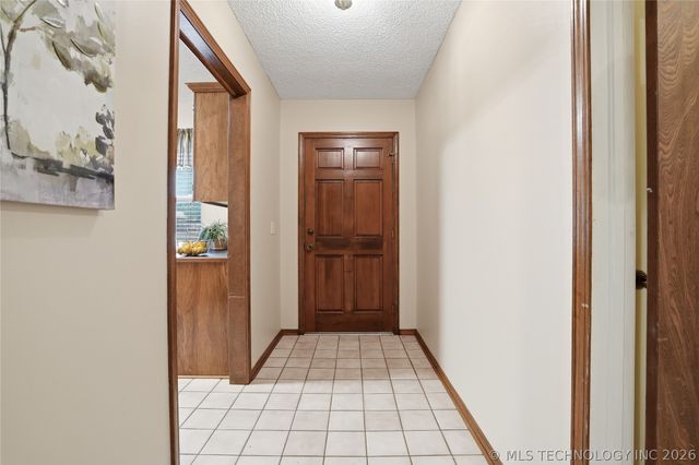 8944 E 116th Street S, Bixby, OK 74008