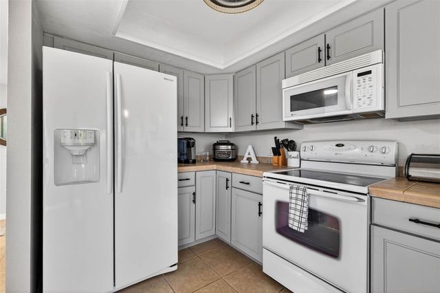 500 N OSCEOLA AVENUE 410, Clearwater, FL 33755