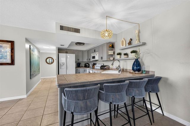 500 N OSCEOLA AVENUE 410, Clearwater, FL 33755